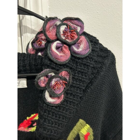 Anis.A Medium Black Knitted Embroidered Floral Sweater Coat Felt Flower Accents - Picture 4 of 9